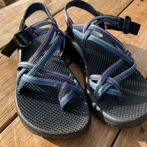 CHACO ZX/2 BLUE PURPLE STRIPE STRAPPY SANDAL Sz 9